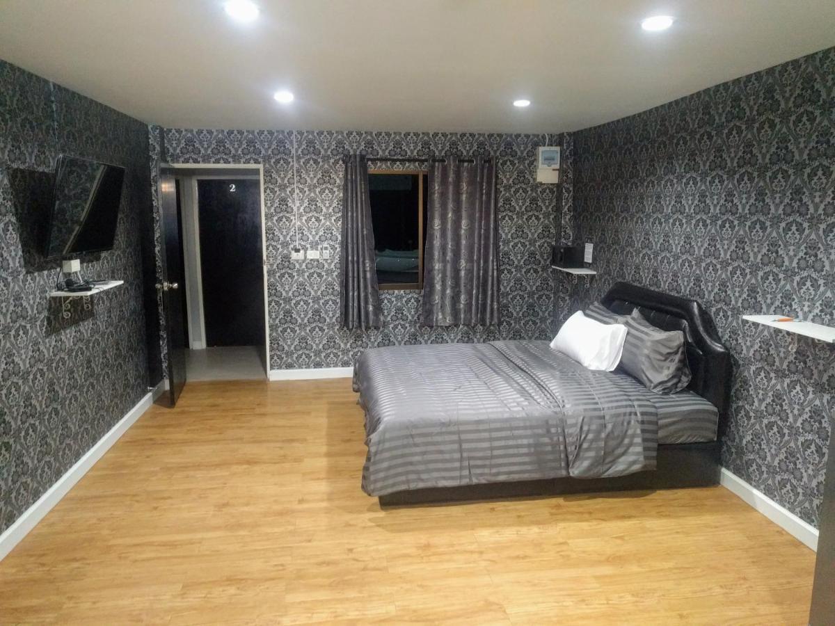 Gw Guesthouse Паттайя Экстерьер фото